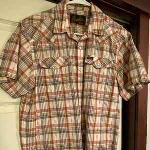 Howler bros bar b shirt size Small